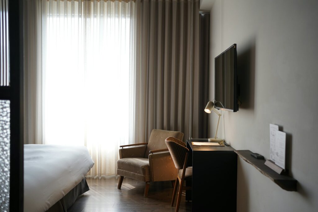 Standard guest room